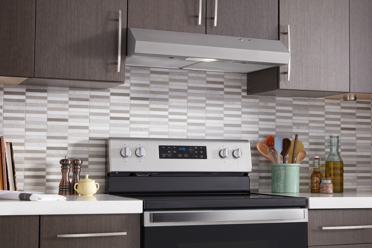 Freestanding range. Freestanding range.