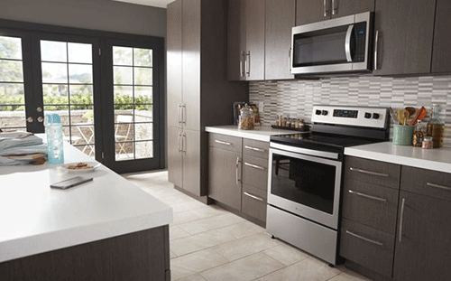 Slide-In Vs. Freestanding Ranges